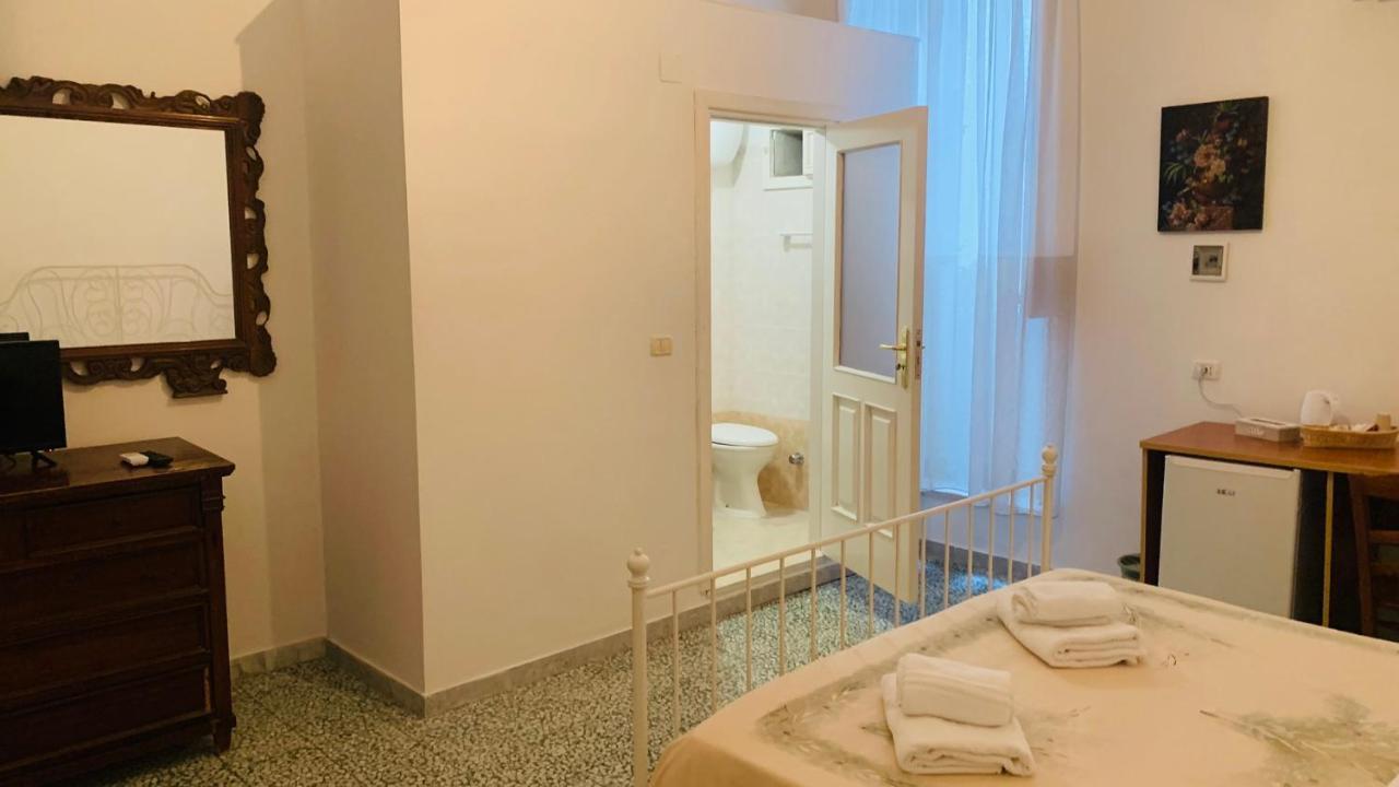 Colombo Apartment E Room Vieste Luaran gambar