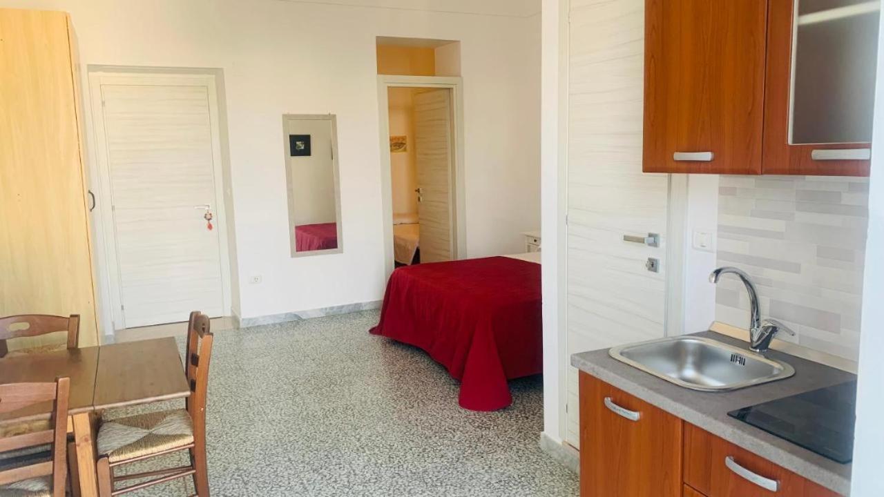 Colombo Apartment E Room Vieste Luaran gambar